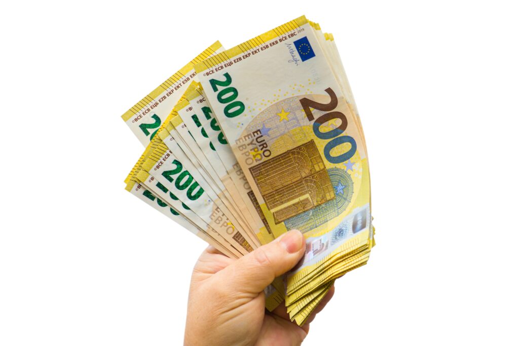 como ahorrar 1.000 euros en un mes